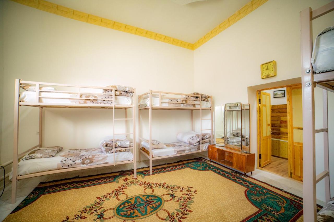 Hostel Nabi Bobo Samarkand Eksteriør billede