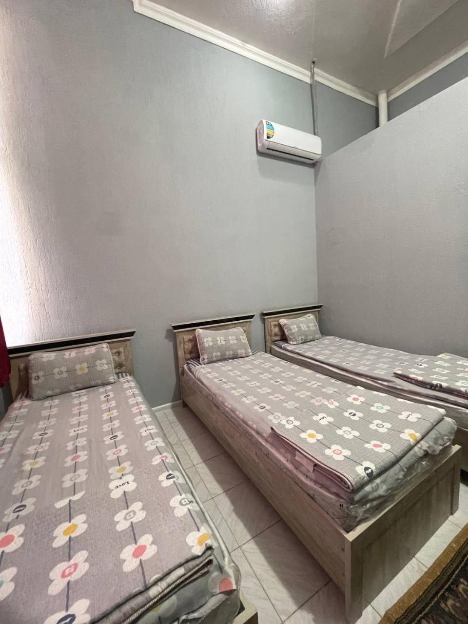 Hostel Nabi Bobo Samarkand Eksteriør billede